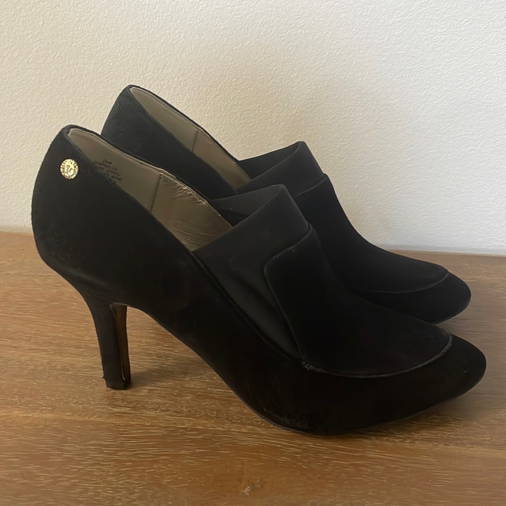 Anne Klein black suede heels (size 7.5)